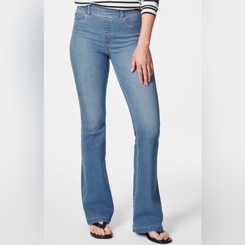 SPANX Everywear Flare Jeans in Authentic Blue Size XL 16
